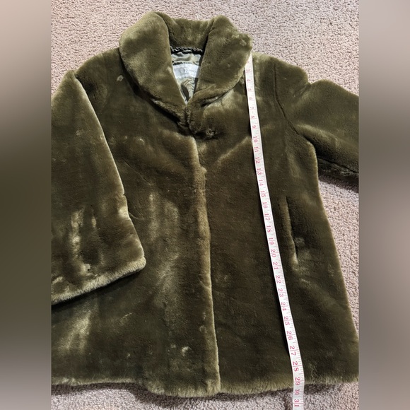 Beta’s Choice Olive Green Faux Fur Coat - Picture 4 of 12